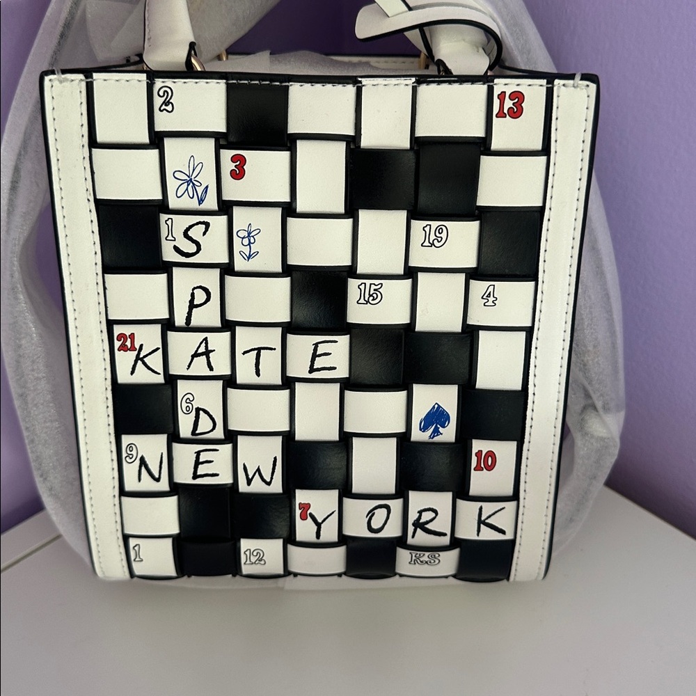 Nwt Kate spade wordplay crossword puzzle mini manhattan bag - Picture 2 of 10